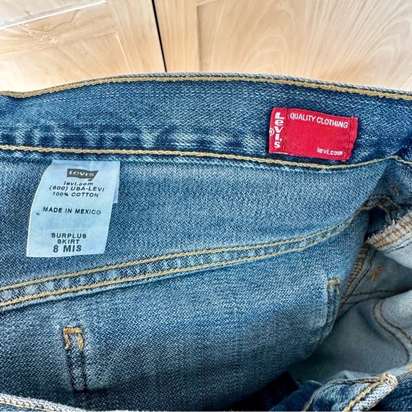 Levi’s Denim Midi Skirt Size 8 - Picture 5 of 5